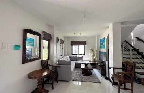 Maribago House | Cozy 2-bedroom house in serene Lapu-Lapu City with AC, WiFi