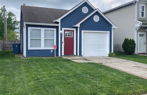 Pike House | Cozy 2 bedroom home in Indianapolis.