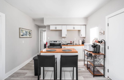 Indianapolis House | Cozy 2 bedroom Home - Close To It All!