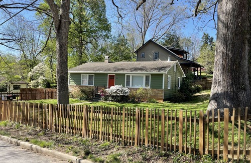 Bear Creek House | Cozy 2-bedroom home in West Asheville! Walkable location on Sulphur Springs Rd.