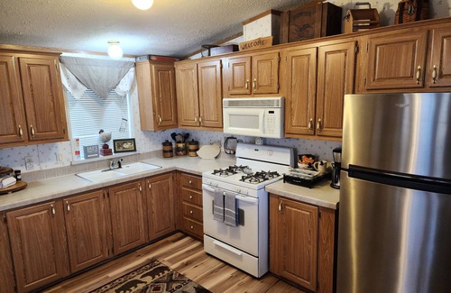 Fortuna Foothills House | Cozy 2-bedroom home in charming Yuma with WiFi, AC
