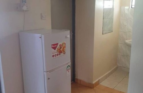 Muthaiga House | Cozy 2 bedroom home in Roslyn Runda with WI-FI