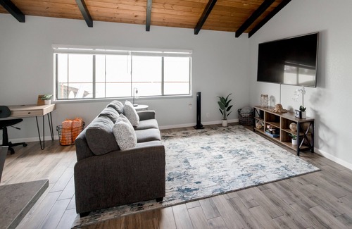 Holualoa House | Cozy 2 Bedroom home in beautiful Holualoa town.