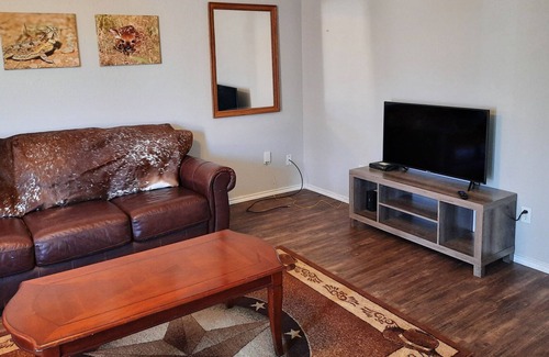 Chalk House | Cozy 2-bedroom home in Paducah TX