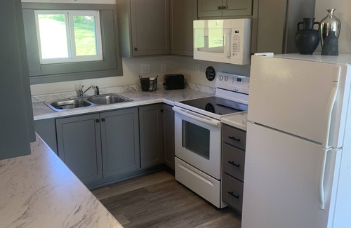 Little Sturgeon House | Cozy 2 Bedroom House Overlooking Little Sturgeon Bay