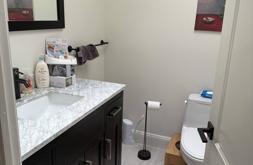 Melville House | Cozy 2-bedroom house 10 minutes from Ryder Cup!