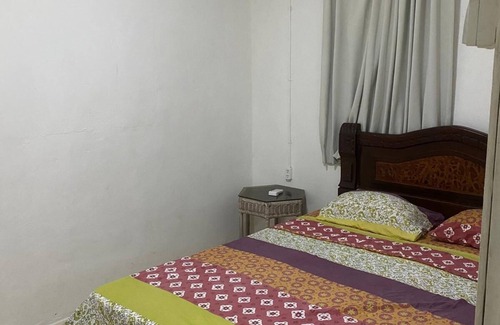 Santa Rosa House | Cozy 2-bedroom house with AC, WiFi in brilliant Santa Rosa