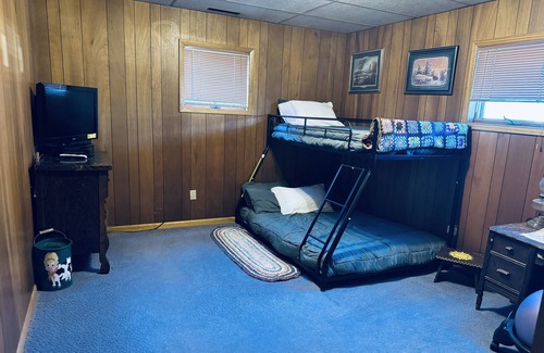 Dillon House | Cozy 2-bedroom house in Dillon