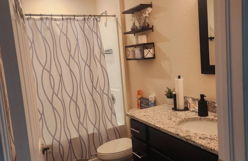 LaBelle House | Cozy 2-bedroom house in peaceful LaBelle with AC, WiFi, full kitchen, living