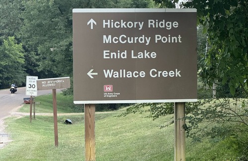 Pope House | Cozy 2-bedroom house on Enid Lake, just steps from Wallace Creek Campgrounds