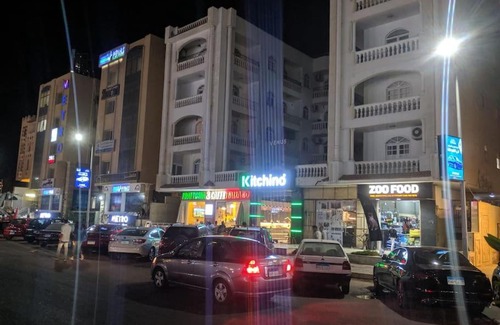 Village Road Apartment | Cozy 2 bedroom in Alkawser Metro