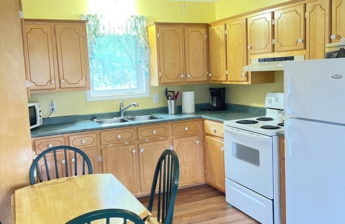 Cow Head House | Cozy 2 bedroom located in Gros Morne, Shallow Bay Beach. Admiring sunsets
