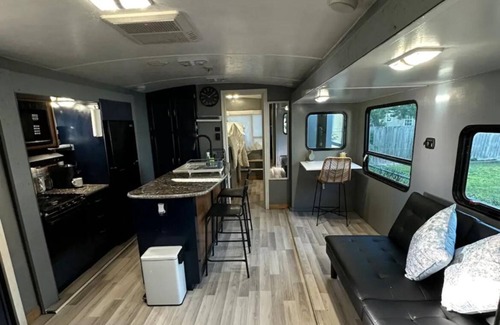 Baytown House | Cozy 2-bedroom mobile home in lovely Baytown with AC