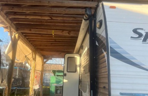 Baytown House | Cozy 2-bedroom mobile home in lovely Baytown with AC