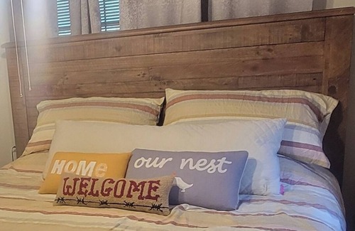 OST - South Union Apartment | Cozy 2 bedroom nook near Texas Medical Center, U of H, & Downtown Houston
