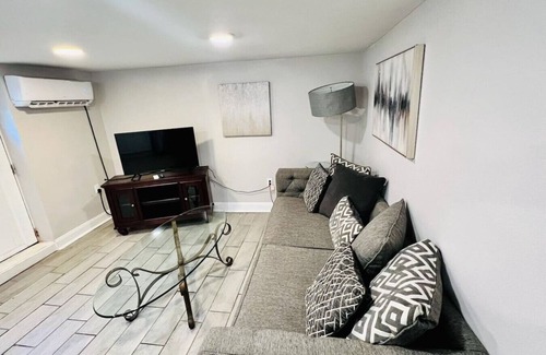 Holy Cross District Apartment | Cozy 2 Bedroom on Saint Claude