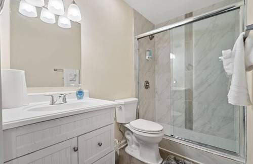 Charlotte House | Cozy 2 Bedroom Pineville-Matthews Duplex Sleeps 8