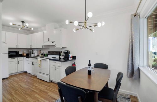 Pacifica Apartment | Cozy 2-Bedroom Retreat in Pacifica