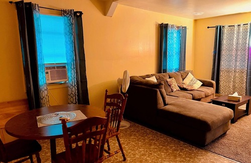 South Bend Apartment | Cozy 2 Bedroom South of South Bend