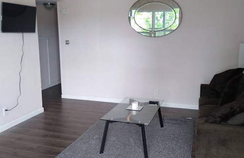 Macon Apartment | Cozy 2 bedroom studio Near Sandy Beach Water Park