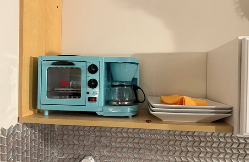 Haverhill Apartment | Cozy 2-bedroom studio with WiFi, AC in pleasant Haverhill