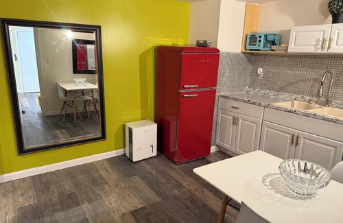 Haverhill Apartment | Cozy 2-bedroom studio with WiFi, AC in pleasant Haverhill