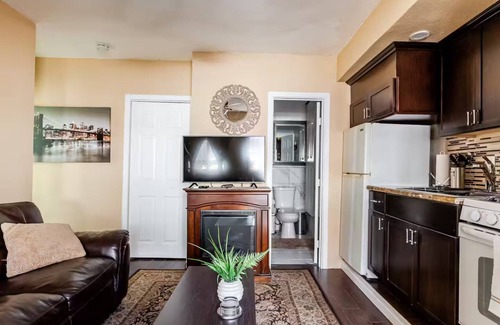 Rancho del Rey House | Cozy 2 Bedroom Suite, patio w/lights & BBQ grill!