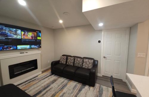 Southwest Edmonton Apartment | Cozy 2 Bedroom Suite, Queen Beds, Near the Airport