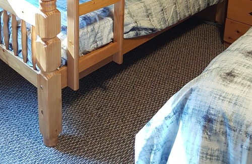 Perry Cottage | Cozy 2 bedroom traditional cottage sleeps 6, plus optional king suite loft