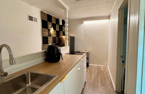 Fountain Valley Apartment | Cozy 2-bedroom loft in Central OC, pet friendly