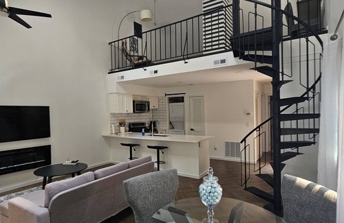 Vernon Condo | Cozy 2-bedroom condo in peaceful Vernon Township with WiFi, AC, laundry, etc.