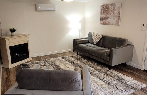 Emmett Apartment | Cozy 2-bedroom with WiFi, covered parking, in peaceful Emmett