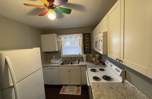 Rocky Mount Apartment | Cozy 2-BR Haven near Attractions! Perfect for Short or Long Stays