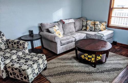 Davenport House | Cozy 2 BR House in Davenport