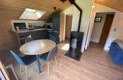 La Chapelle-d'Abondance Apartment | Cozy 2-Room Apartment for 4 with Balcony, Ski Locker, and Parking in La Chapelle-d'Abondance