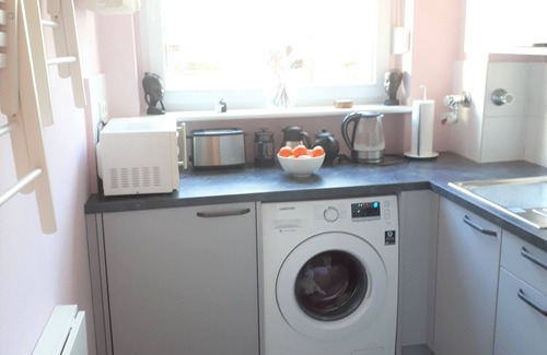 Wilmersdorf Apartment | Cozy 2 Room Apartment Near Kadewe