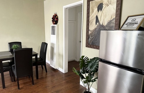 Alhambra Apartment | Cozy 2B1B Retreat: Great Transit & Quiet Street