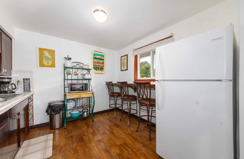 Nevada - Lidgerwood House | Cozy 2BD 1BTH Duplex! KING BED!