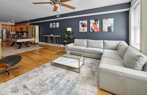 Old City Apartment | Cozy 2BD | Old City | 3 Beds | Independence Hall