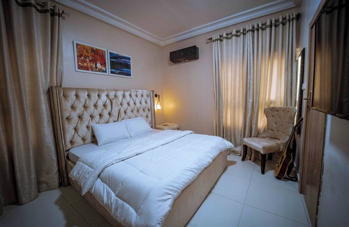 Ofin Apartment | Cozy 2bedroom apartment