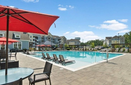 Moseley Apartment | Cozy 2BR/2BA Apartment near Military Bases