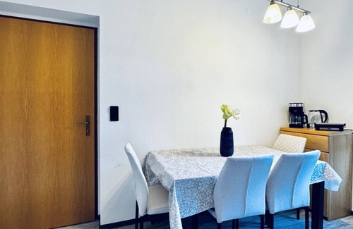 Klosterneuburg Apartment | Cozy 2BR Apartment | Quiet & Well-Connected