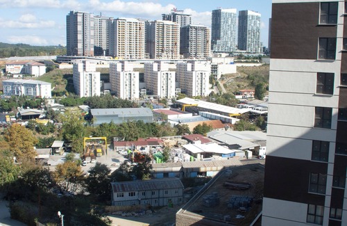 Uludag Apartment | Cozy 2BR Apt Near Vialand Mall with Nespresso