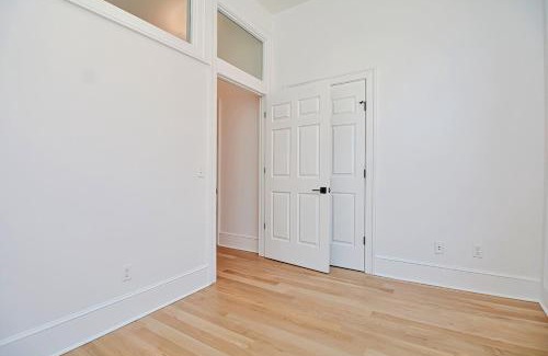 College Hill Apartment | Cozy 2BR Apt with Parking, Steps to Brown and RISD