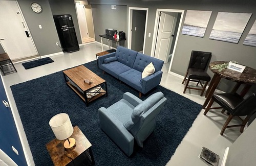 Elizabeth Apartment | Cozy 2BR Basement Apartment with Private Entry & Parking in Elizabeth, NJ