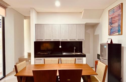 Pondok Aren Apartment | Cozy 2BR Bintaro Townhouse with Netflix