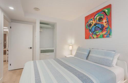 CityPlace Apartment | Cozy 2BR Close to CN Tower & Harbourfront