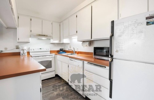 Incline Village Condo | Cozy 2BR Condo Near Diamond Peak (AT5)
