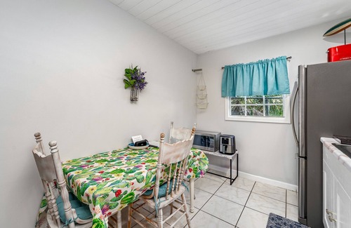 Southwest Cottage | Cozy 2BR Cottage in West Palm Beach!