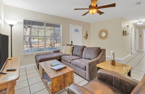 Mary Esther House | Cozy 2BR Family Home Near Navarre Beach